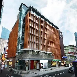 Metro Myeongdong Seúl