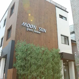 Moon Sun Seúl