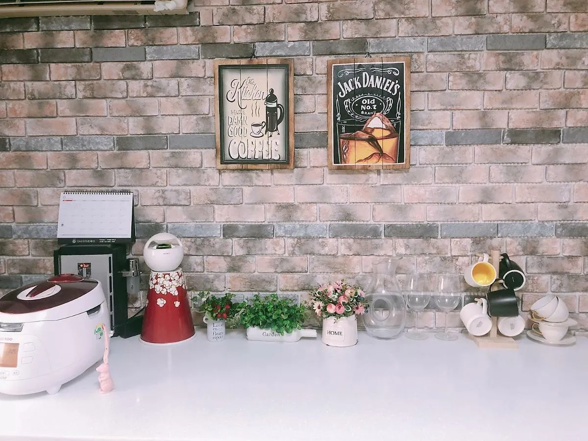 機場民宿 招待所